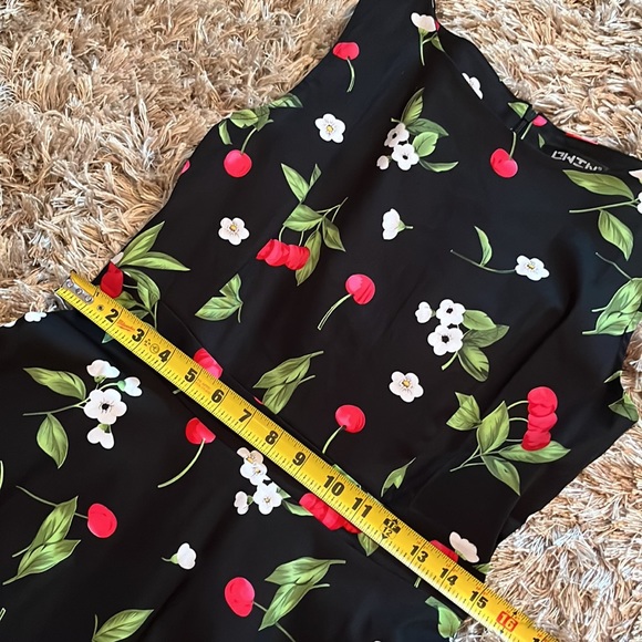 OWIN Cherry Vintage-Style High-Neck Dress - Picture 9 of 10